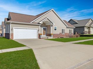 1212 Luther Dr, Adel, IA 50003