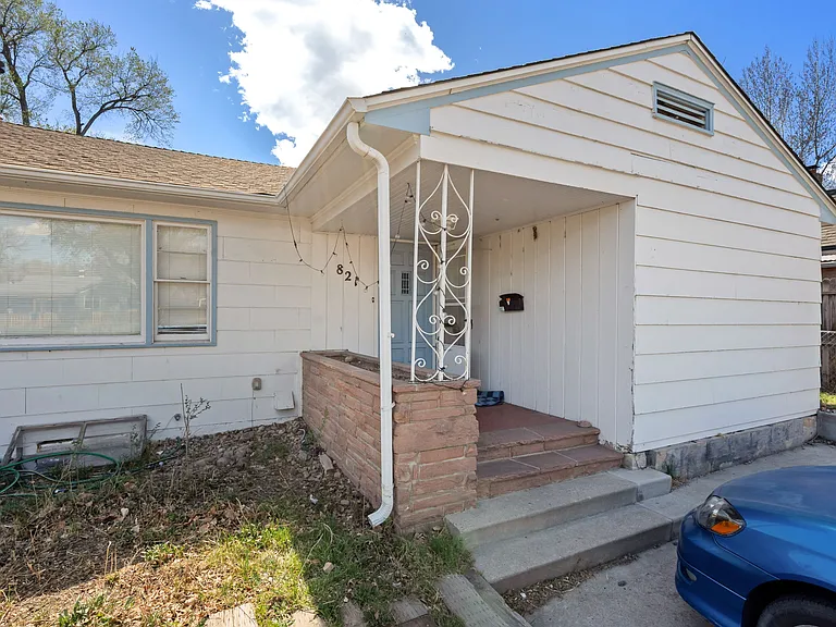 821 W Mulberry St — Photo 35