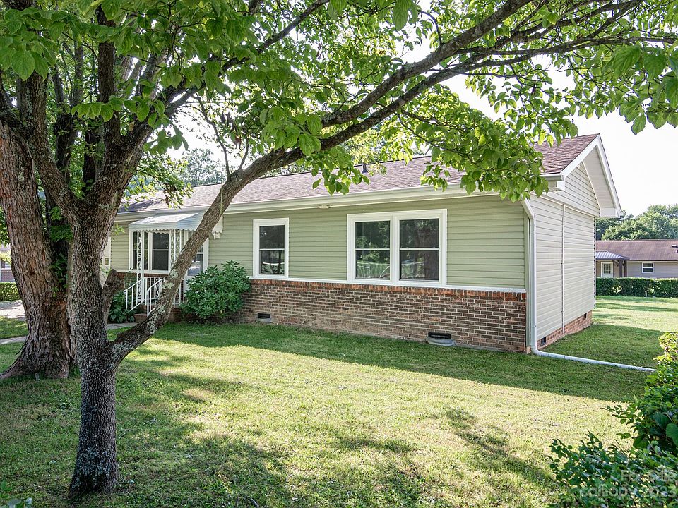 718 White Sparrow Dr, Hendersonville, NC 28792 Zillow