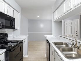 Stoneleigh Apartments