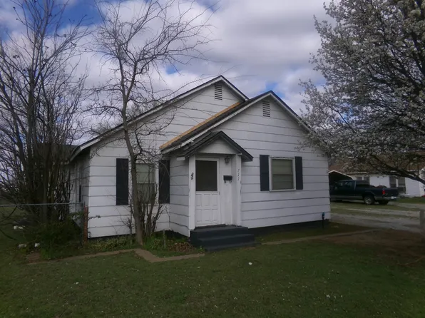 711 S 12th St, Duncan, OK 73533