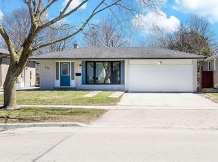 271 Cook St #Ll, Barrie, ON L4M 4H7