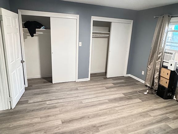 2nd image of 110 Chelsea Ave