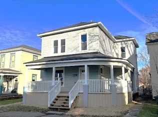 511 N Dawson St, Uhrichsville, OH