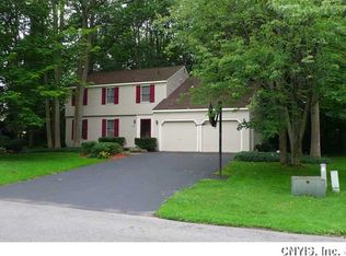 8681 Letchworth Ln, Baldwinsville, NY 13027