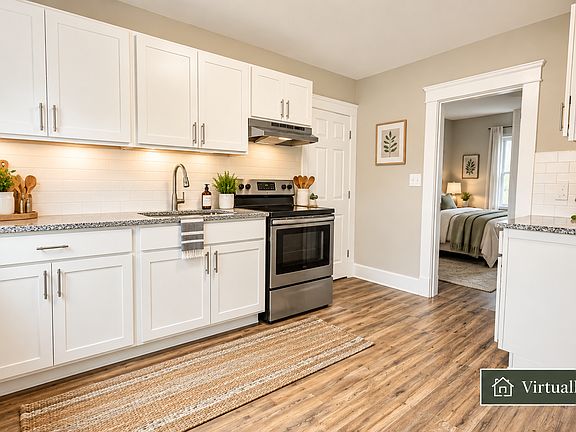 4th image of 2644 Idlewood Rd #2