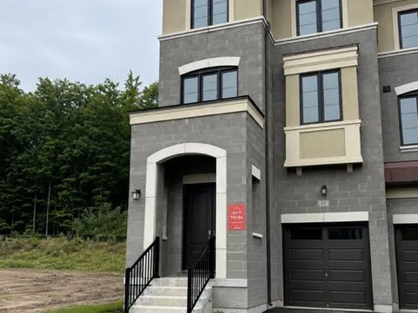61 Donnacona Dr, Vaughan, ON L4H 0Y6