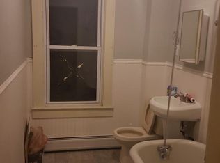 192 Van Horne St #2, Jersey City, NJ 07304