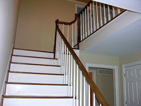 4th image of 105 Dogwood Cir