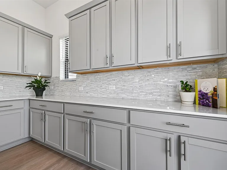 1213 Mercantile St — Photo 15