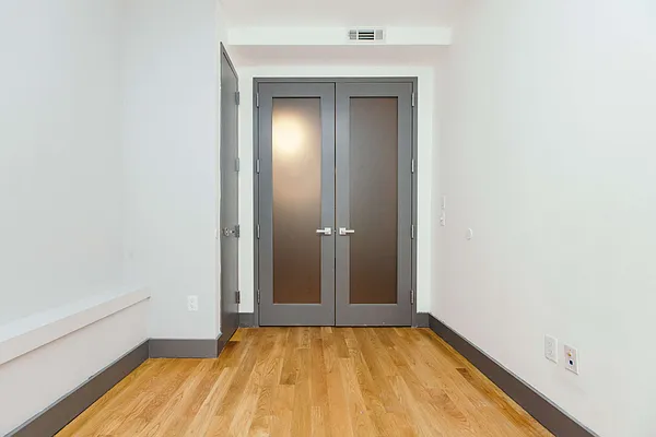 Rented by Nooklyn NYC LLC | media 25