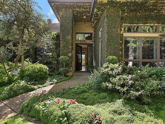 2nd image of 4370 Pebble Beach Dr