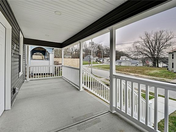 5th image of 338 Luck Ave