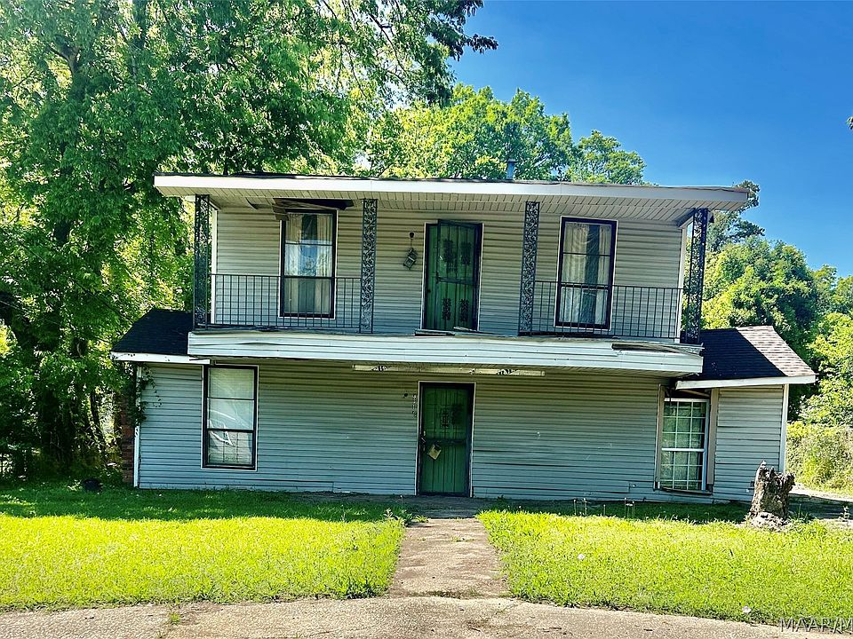 1st image of 3814 Oak St