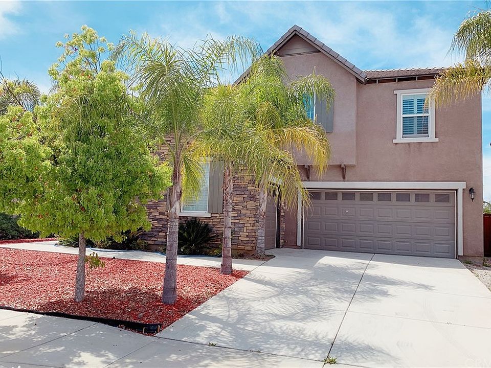 1st image of 40936 Diana Ln