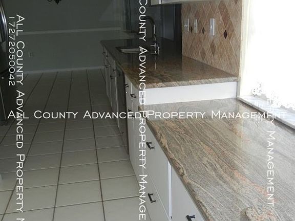 5th image of 151 Sunshine Dr