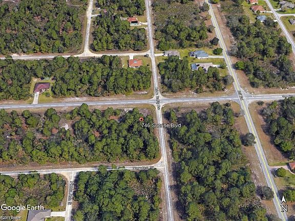 4th image of 746 Sunrise Blvd