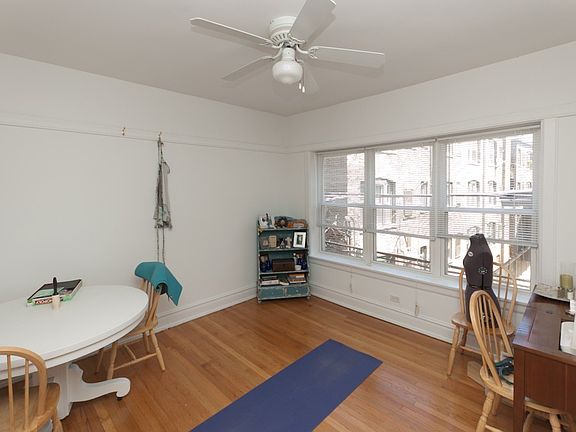 2nd image of 4649 N Malden St #Ma