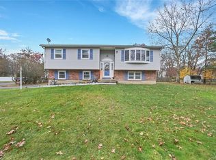 16 Baylor Rd, New City, NY 10956