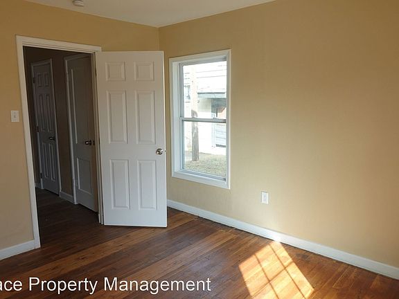 3rd image of 1401 S Boyd St #708-A