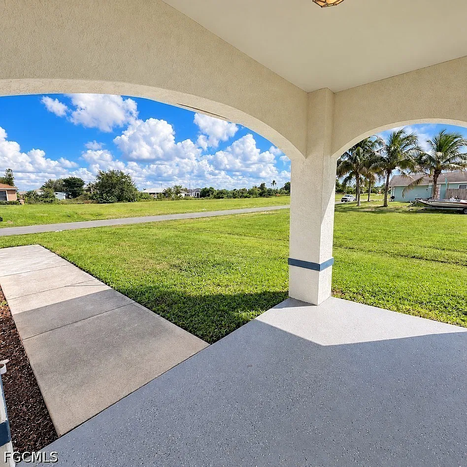 2 bed, 2.0 bath, 1080 sqft, $1,495 — Photo 4