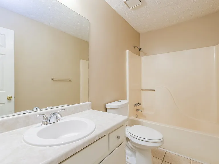 3935 Willowmeade Dr — Photo 15