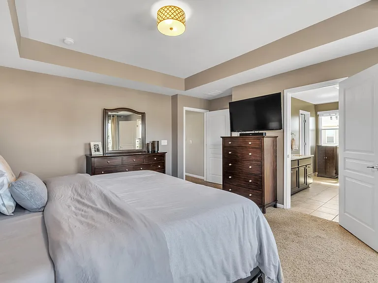 15745 Diamante Dr — Photo 34