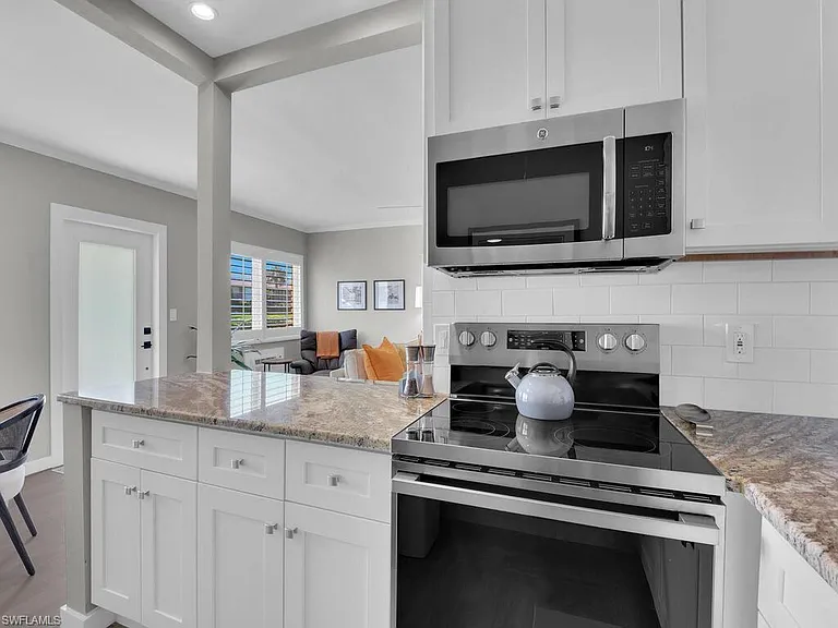 473 12th Ave S #B8 — Photo 10