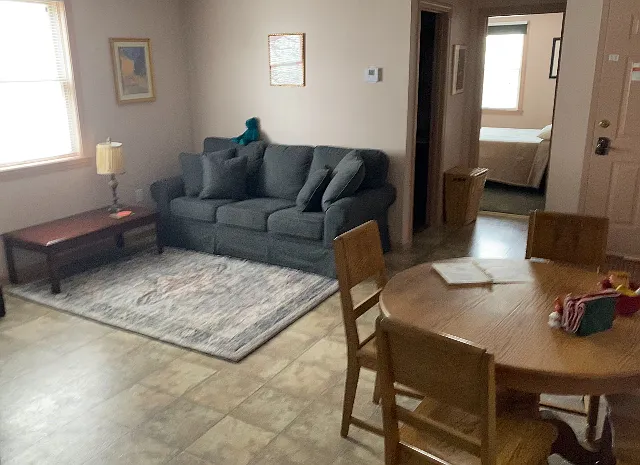 2 bed, 650 sqft, $3,000 — Photo 4