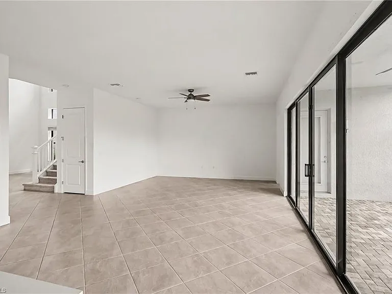 12762 Woodbury Dr — Photo 6