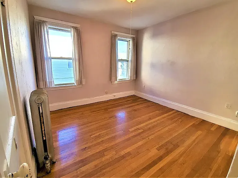 41 Waterhouse St #3 — Photo 9
