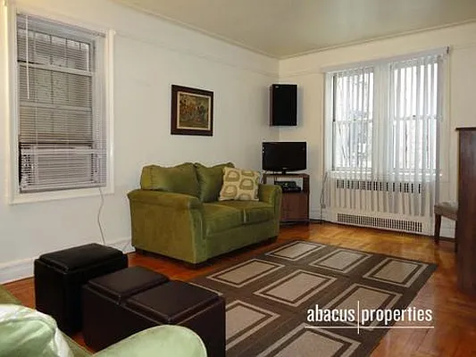 Sold by Abacus Properties | media 8