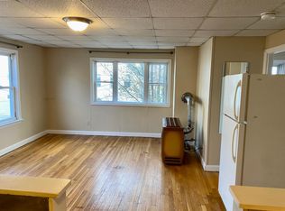 9 Clement St #2F, Tiverton, RI 02878