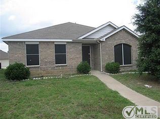 121 Bushel Ln, Dallas, TX 75241