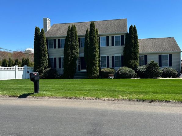 11 Vista Dr, Watertown, CT 06795