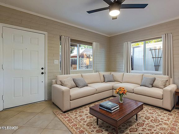 3rd image of 3646 E Blacklidge Dr