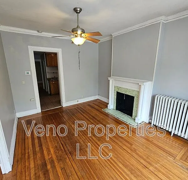 594 Madison Ave #2F — Photo 4