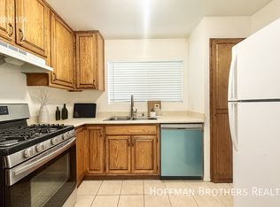 5709 Willowcrest Ave #B, North Hollywood, CA 91601