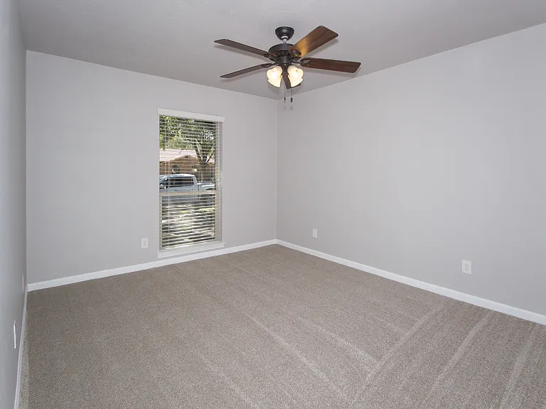 2813 Ripplewood Dr — Photo 20