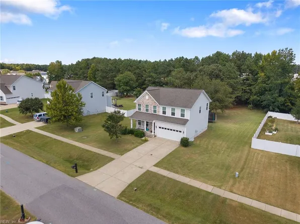 5774 Roland Smith Dr, Gloucester, VA 23061