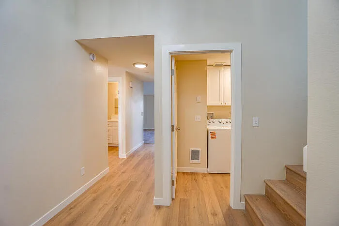 816 SE Olympia Dr — Photo 6