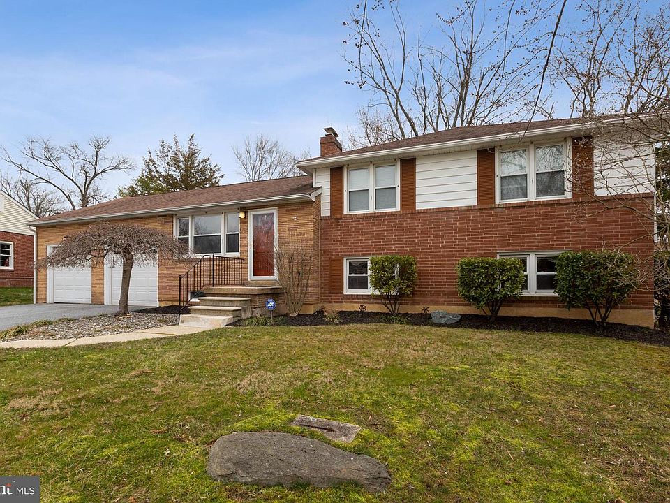 1st image of 2631 W Robino Dr