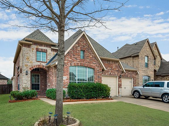3rd image of 5812 New Castle Dr