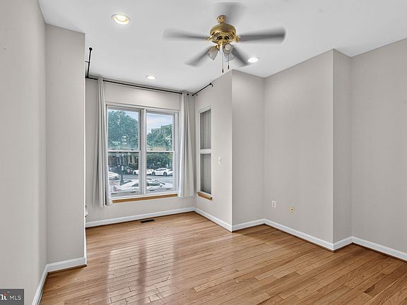 3rd image of 541 Florida Ave NW APT B