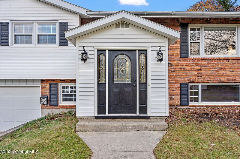 5th image of 1229 Hempstead Road