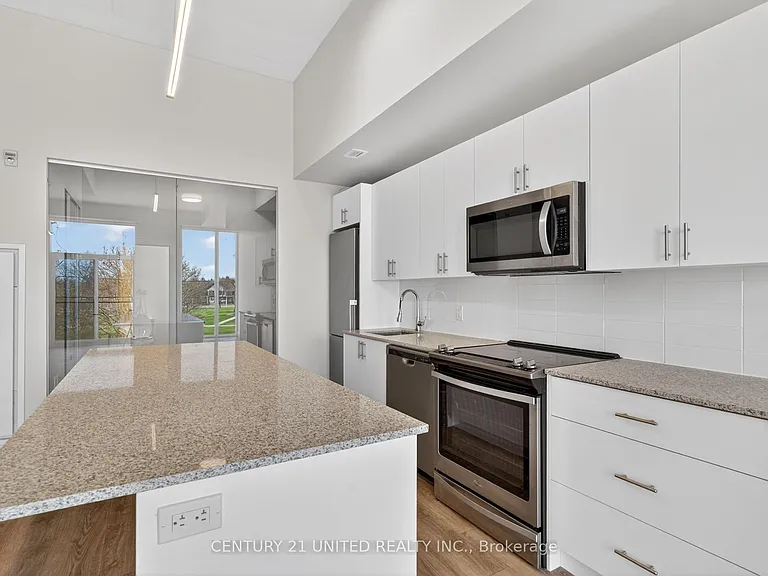 475 George St N #329 — Photo 27