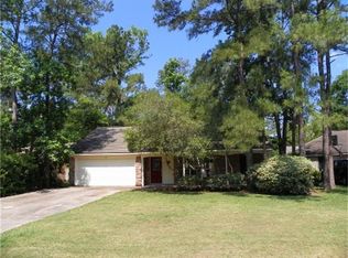 22 Rockridge Dr, Spring, TX 77381