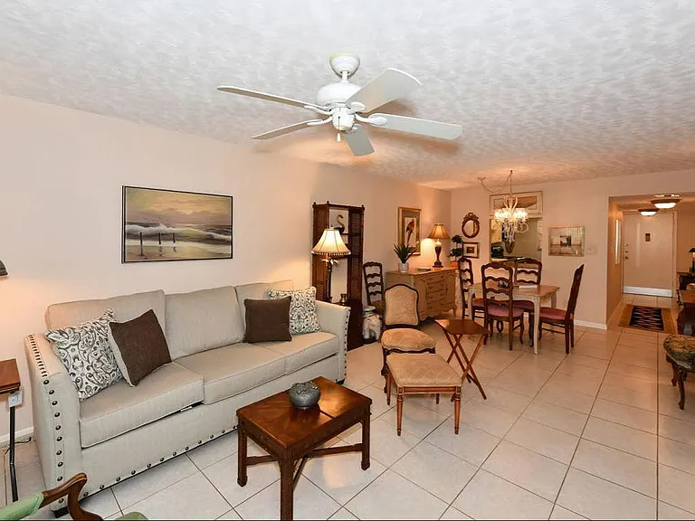 3700 S Osprey Ave #301 — Photo 8
