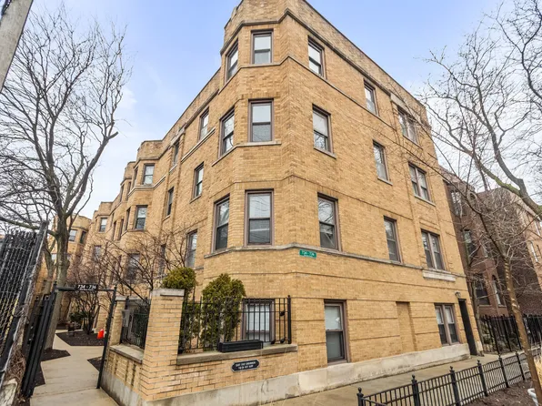 734 W Barry Ave APT 3S, Chicago, IL 60657