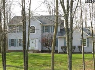 230 Greentree Cir, Aurora, OH 44202